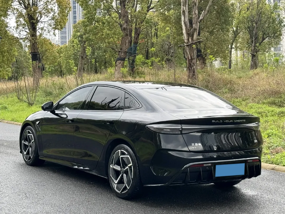 2022 AITO AITO M5 Range Extended 125HP REEV 40KWH,autocango,china used car exporter,china ev exporter,chinese used car exporter,chinese used ev exporter
