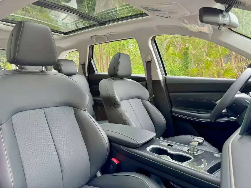 2026 ChangAn CS75 1.5T 192HP L4 7DCT,autocango,china used car exporter,china ev exporter,chinese used car exporter,chinese used ev exporter