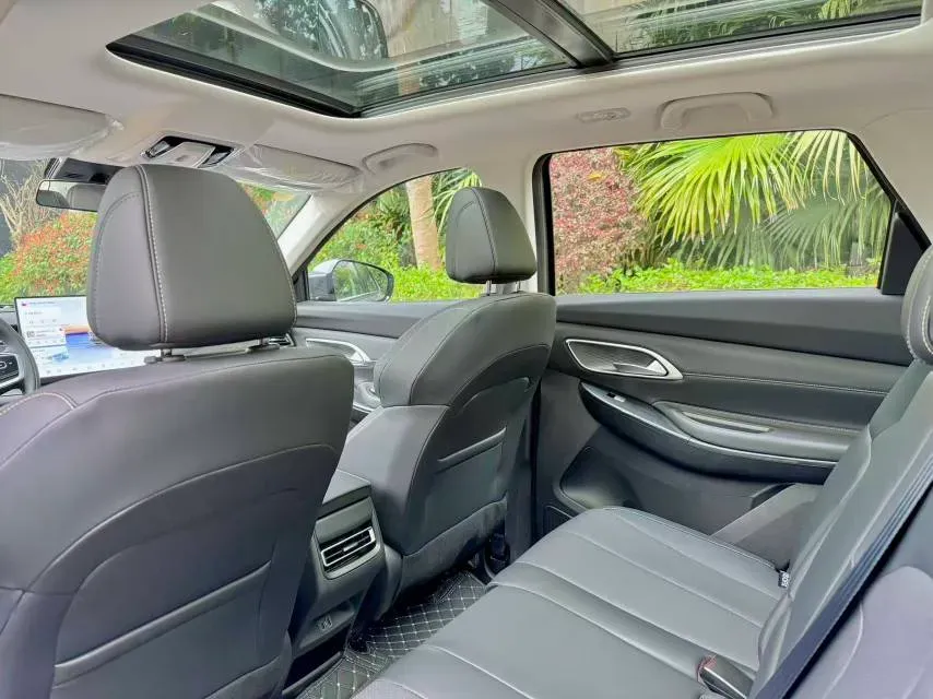 2026 ChangAn CS75 1.5T 192HP L4 7DCT,autocango,china used car exporter,china ev exporter,chinese used car exporter,chinese used ev exporter