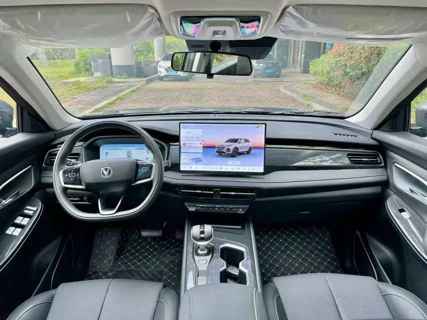 2026 ChangAn CS75 1.5T 192HP L4 7DCT,autocango,china used car exporter,china ev exporter,chinese used car exporter,chinese used ev exporter