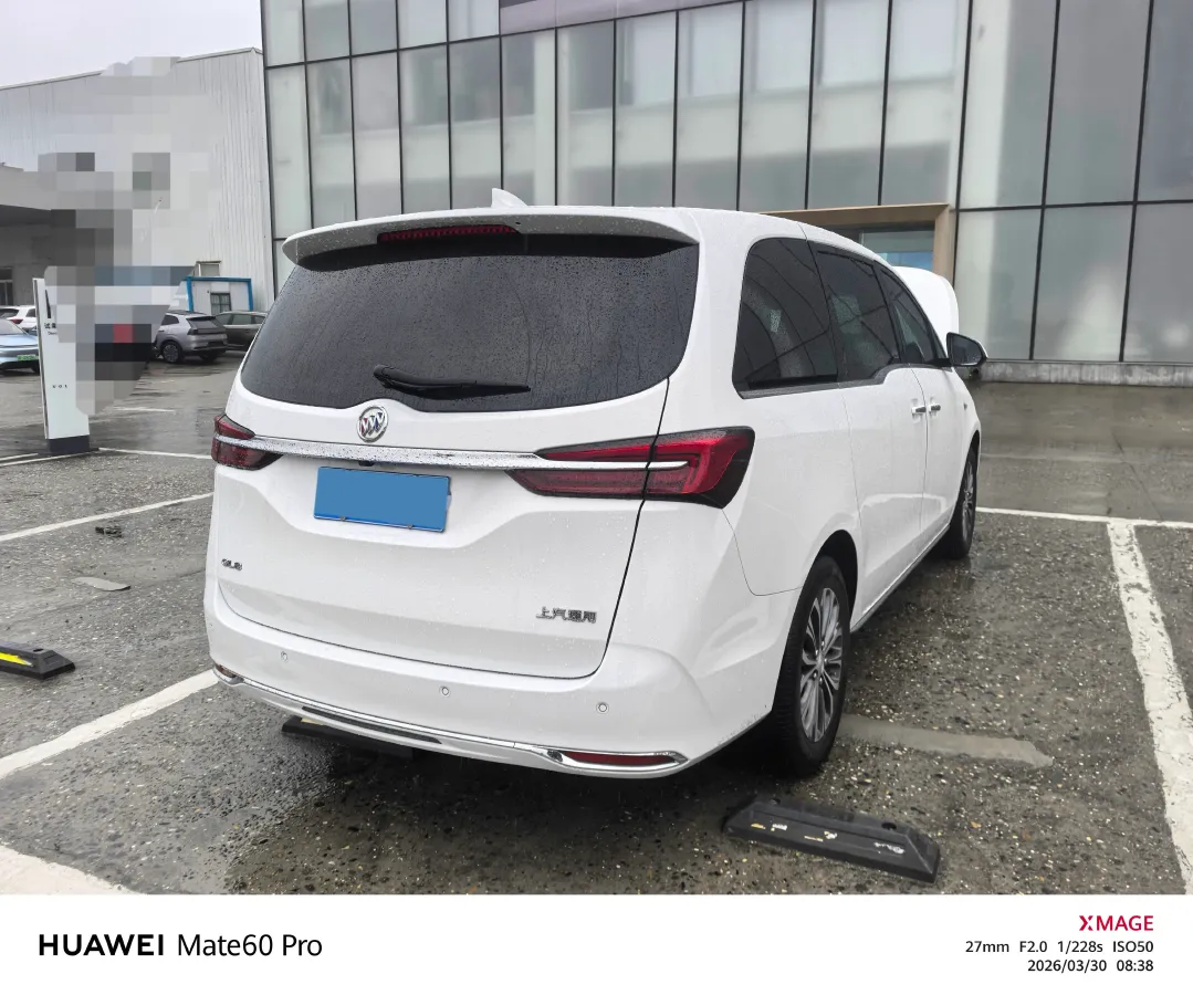 2023 Buick GL8 2.0T 237HP L4 9AT,autocango,china used car exporter,china ev exporter,chinese used car exporter,chinese used ev exporter