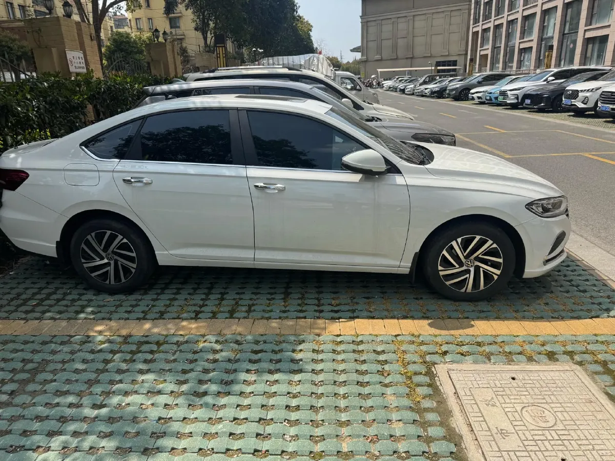 2024 Volkswagen Lavida 1.5L 110HP L4 6AT,autocango,china used car exporter,china ev exporter,chinese used car exporter,chinese used ev exporter