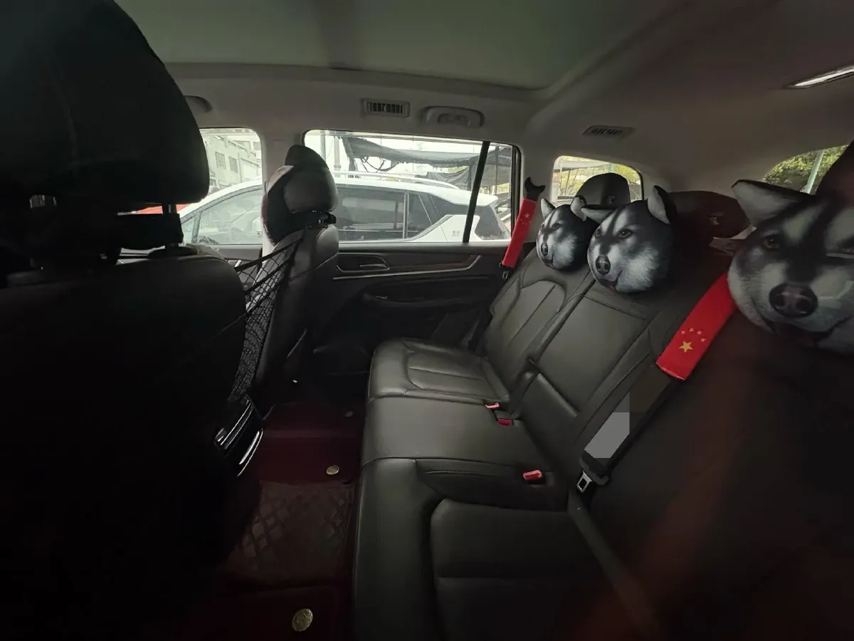 2018 Roewe RX5 2.0T 220HP L4 6DCT,autocango,china used car exporter,china ev exporter,chinese used car exporter,chinese used ev exporter