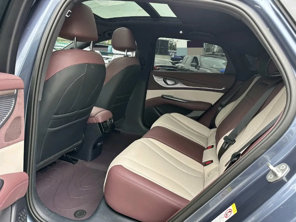 2024 BYD Seal 1.5L 110HP L4 E-CVT PHEV 17.6KWH,autocango,china used car exporter,china ev exporter,chinese used car exporter,chinese used ev exporter