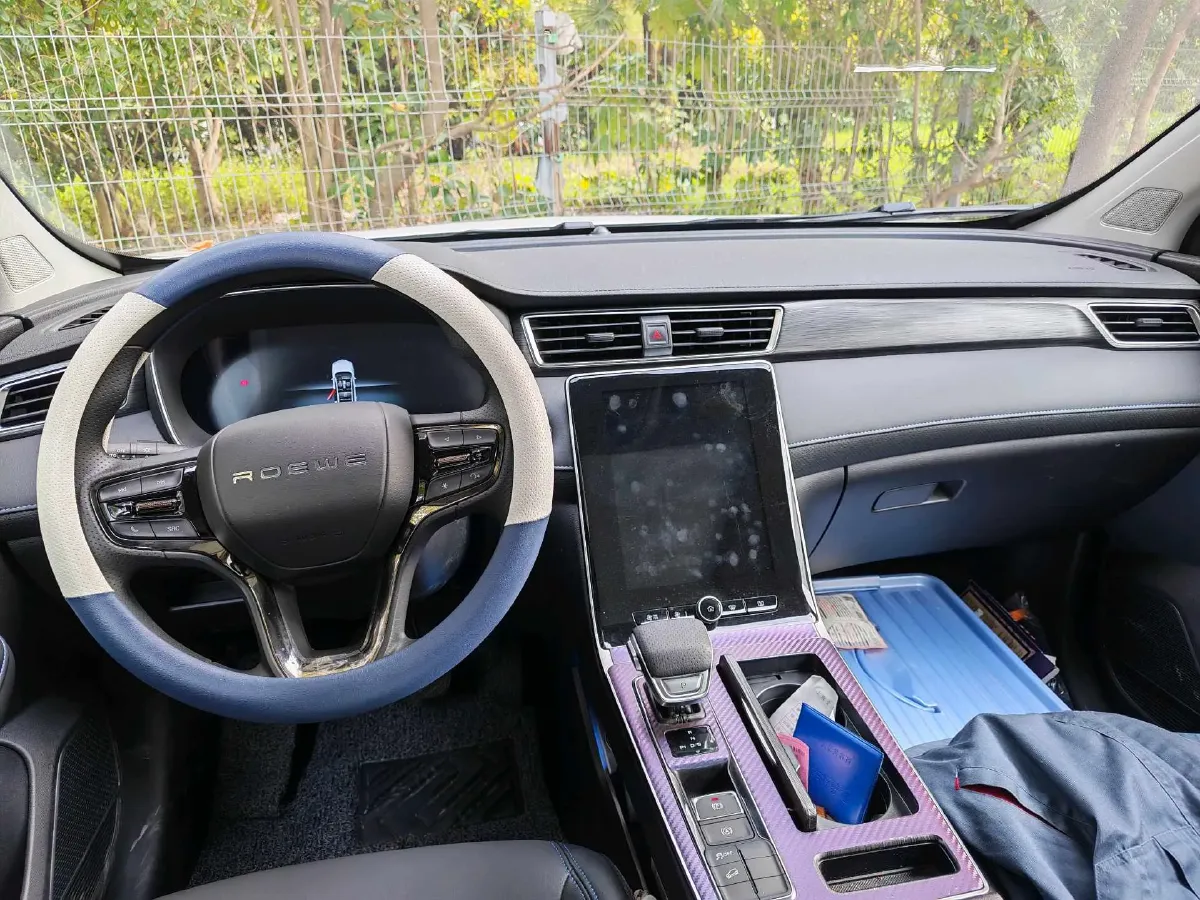 2025 Roewe RX5 1.5T 181HP L4 7DCT,autocango,china used car exporter,china ev exporter,chinese used car exporter,chinese used ev exporter