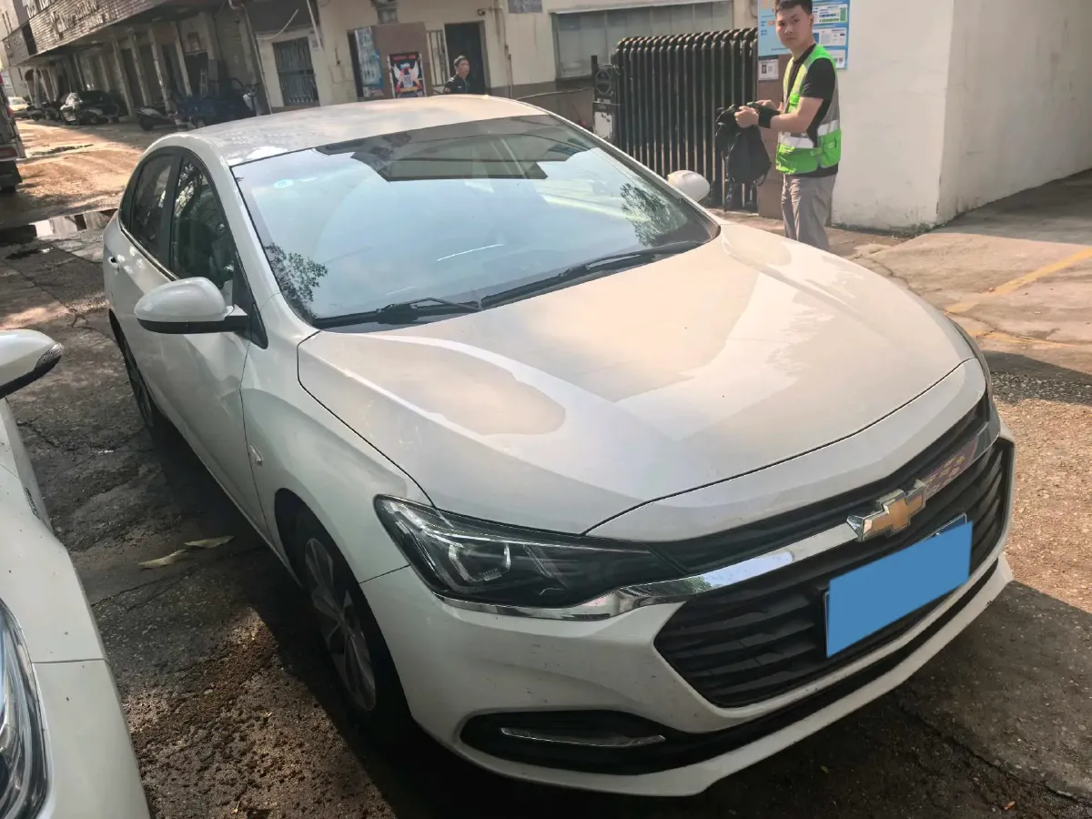 2020 Chevrolet Monza 1.5L 113HP L4 6AT,autocango,china used car exporter,china ev exporter,chinese used car exporter,chinese used ev exporter