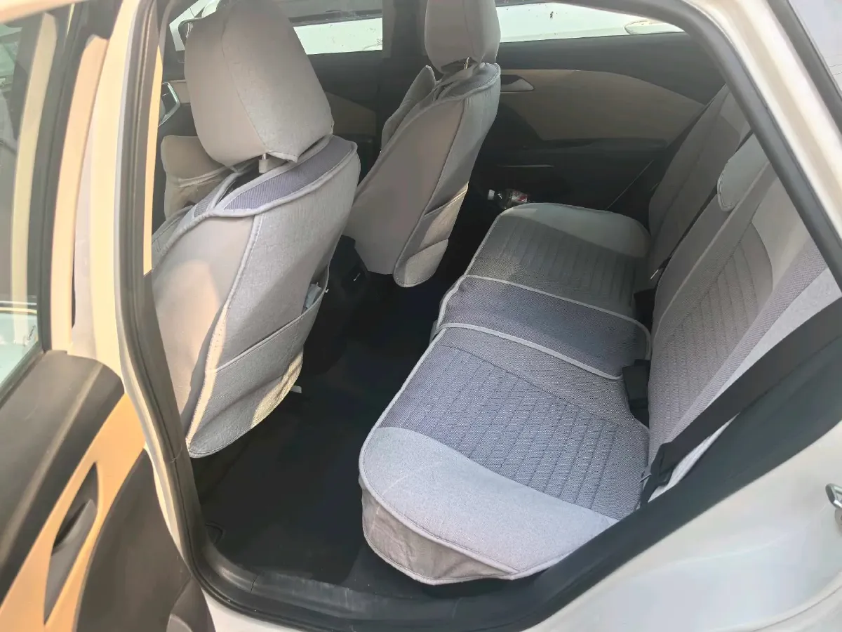 2020 Chevrolet Monza 1.5L 113HP L4 6AT,autocango,china used car exporter,china ev exporter,chinese used car exporter,chinese used ev exporter