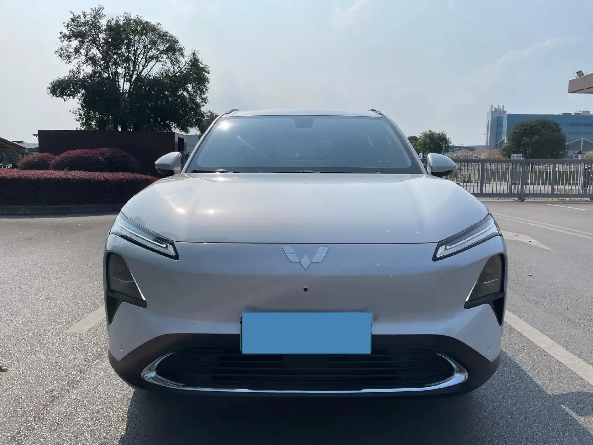 2024 WuLing XingGuangS 1.5L 106HP L4 E-CVT PHEV 20.5KWH,autocango,china used car exporter,china ev exporter,chinese used car exporter,chinese used ev exporter