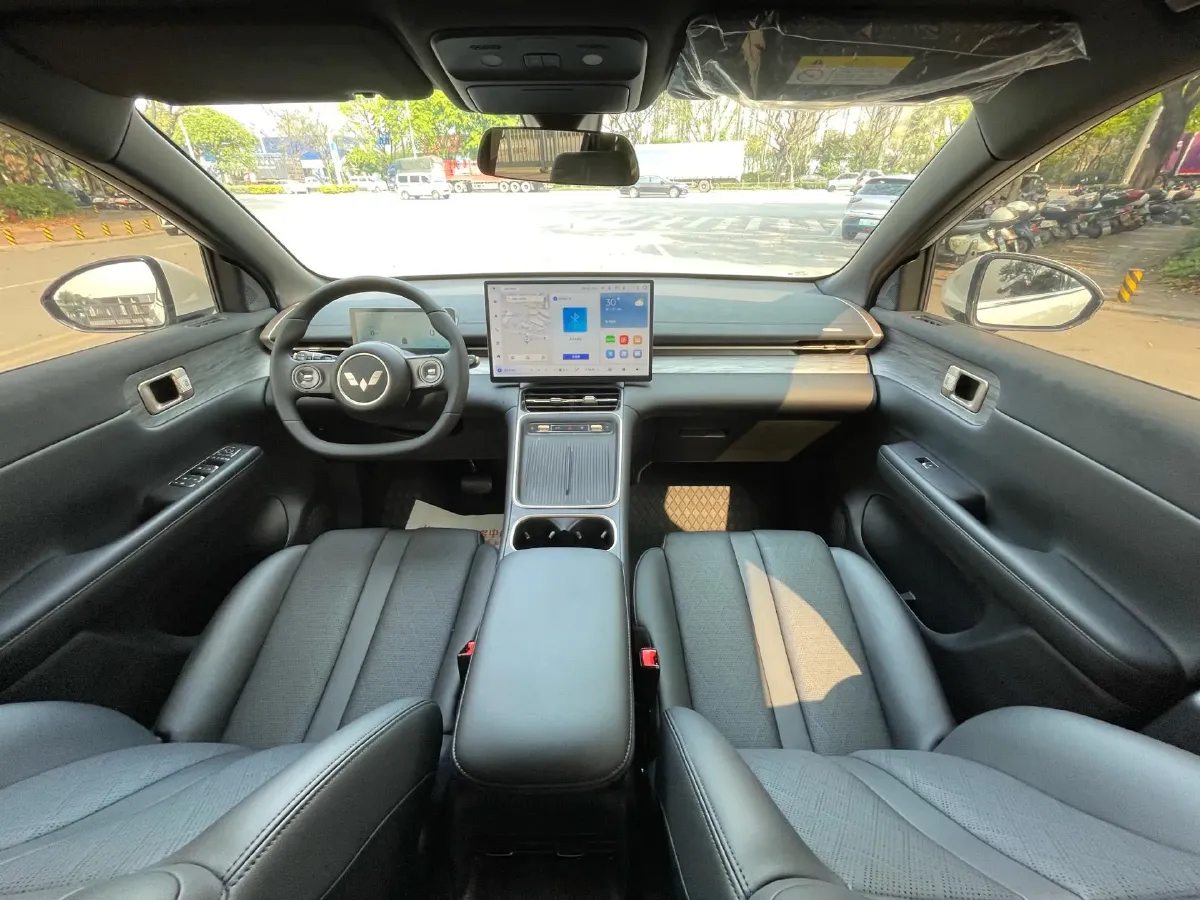 2024 WuLing XingGuangS 1.5L 106HP L4 E-CVT PHEV 20.5KWH,autocango,china used car exporter,china ev exporter,chinese used car exporter,chinese used ev exporter