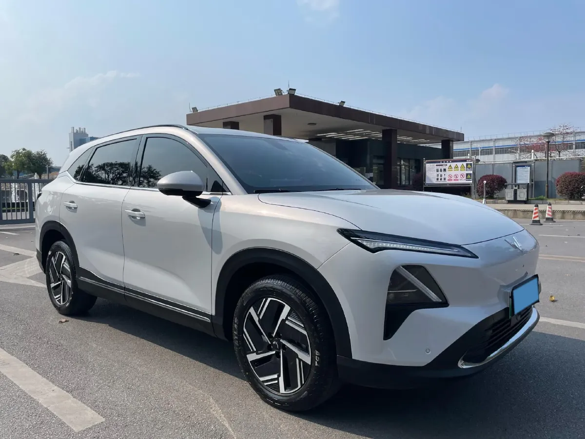 2024 WuLing XingGuangS 1.5L 106HP L4 E-CVT PHEV 20.5KWH,autocango,china used car exporter,china ev exporter,chinese used car exporter,chinese used ev exporter