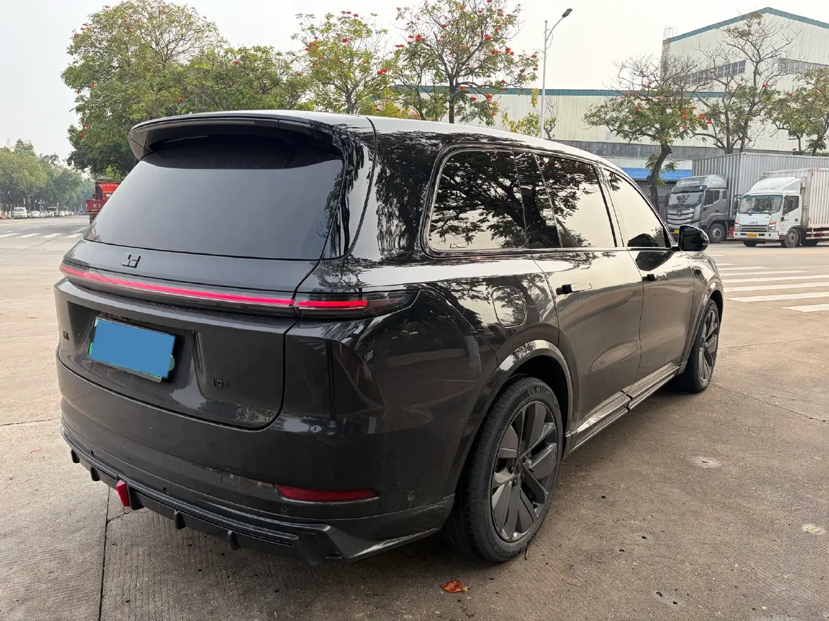 2023 Li L9 Range Extended 154HP REEV 42.6KWH,autocango,china used car exporter,china ev exporter,chinese used car exporter,chinese used ev exporter