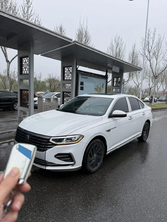 2023 Volkswagen Lavida 1.4T 150HP L4 7DCT,autocango,china used car exporter,china ev exporter,chinese used car exporter,chinese used ev exporter