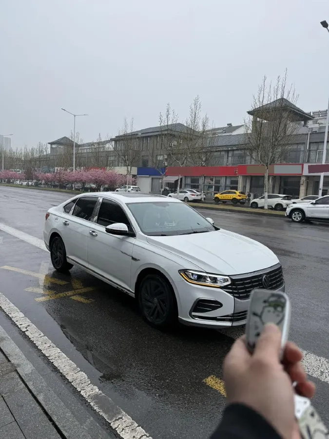 2023 Volkswagen Lavida 1.4T 150HP L4 7DCT,autocango,china used car exporter,china ev exporter,chinese used car exporter,chinese used ev exporter