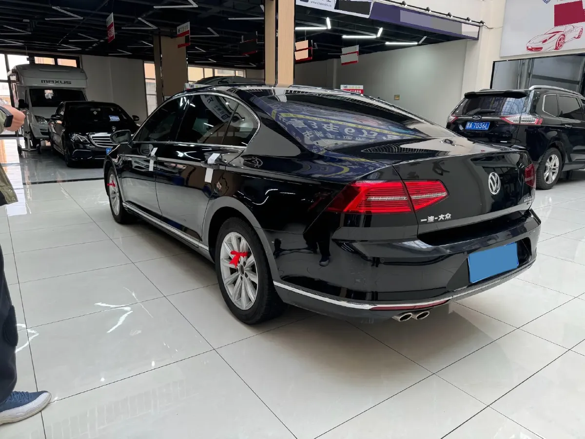 2018 Volkswagen Magotan 1.8T 180HP L4 7DCT,autocango,china used car exporter,china ev exporter,chinese used car exporter,chinese used ev exporter