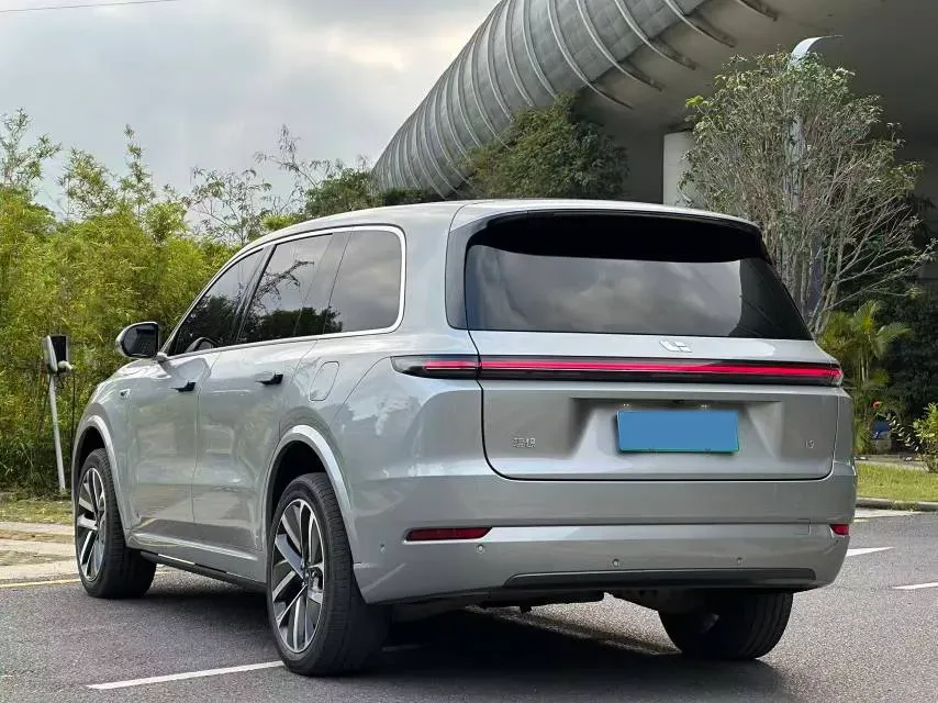 2022 Li L9 Range Extended 154HP REEV 42.6KWH,autocango,china used car exporter,china ev exporter,chinese used car exporter,chinese used ev exporter