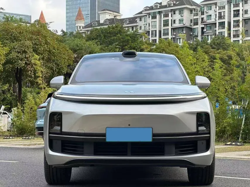 2022 Li L9 Range Extended 154HP REEV 42.6KWH,autocango,china used car exporter,china ev exporter,chinese used car exporter,chinese used ev exporter