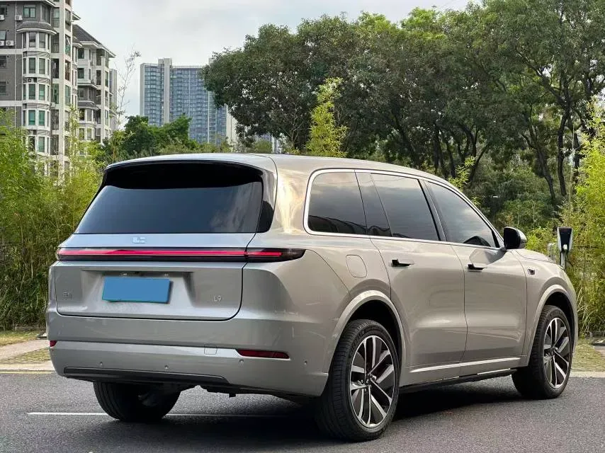 2022 Li L9 Range Extended 154HP REEV 42.6KWH,autocango,china used car exporter,china ev exporter,chinese used car exporter,chinese used ev exporter