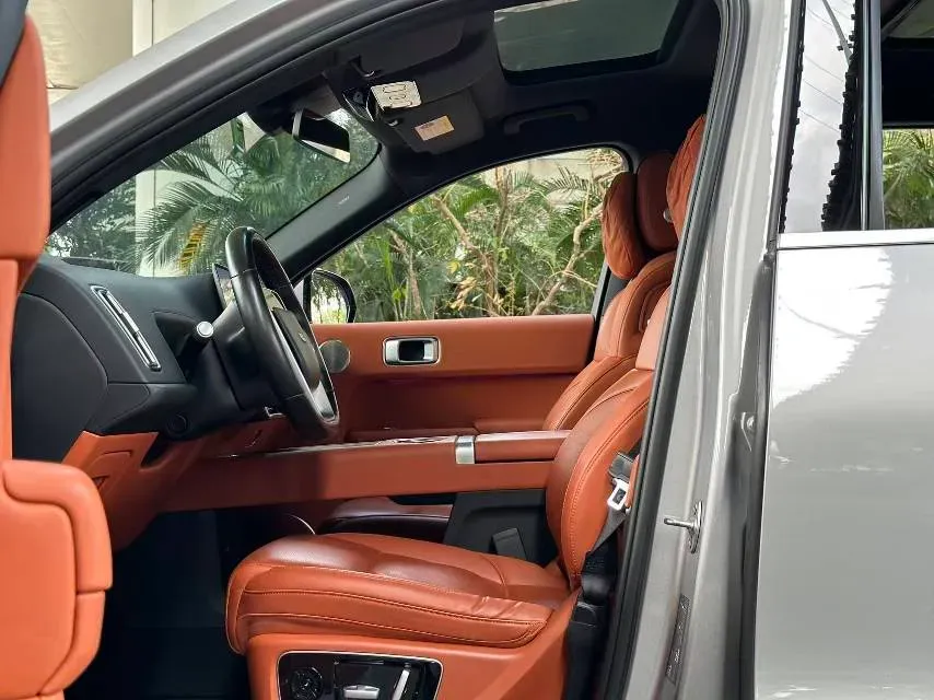 2022 Li L9 Range Extended 154HP REEV 42.6KWH,autocango,china used car exporter,china ev exporter,chinese used car exporter,chinese used ev exporter