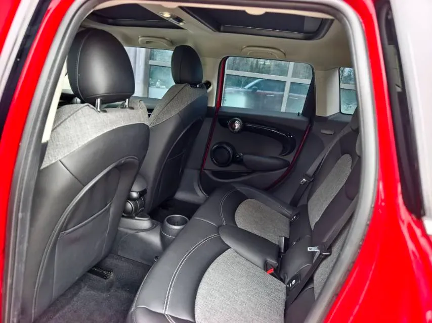 2019 MINI MINI 1.5T 136HP L3 7DCT,autocango,china used car exporter,china ev exporter,chinese used car exporter,chinese used ev exporter