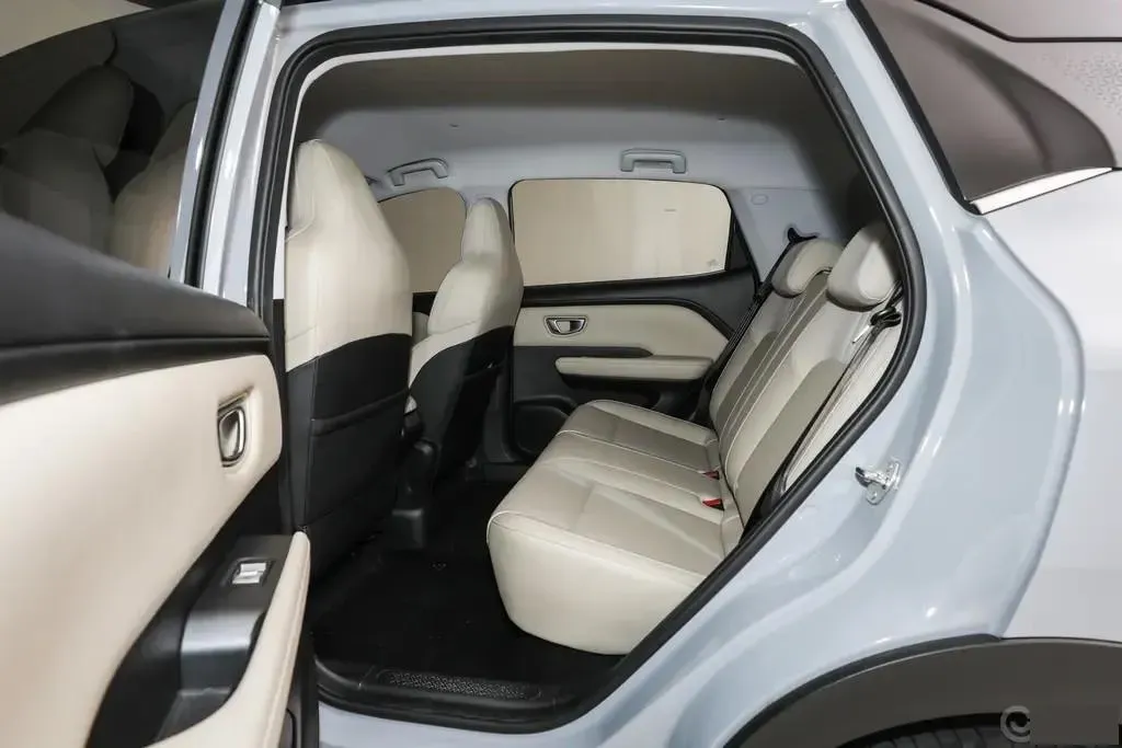 2024 WuLing BinGuoPLUS BEV 31.9KWH,autocango,china used car exporter,china ev exporter,chinese used car exporter,chinese used ev exporter