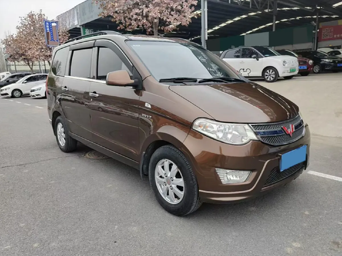 2016 WuLing HongGuang 1.5L 112HP L4 5MT,autocango,china used car exporter,china ev exporter,chinese used car exporter,chinese used ev exporter