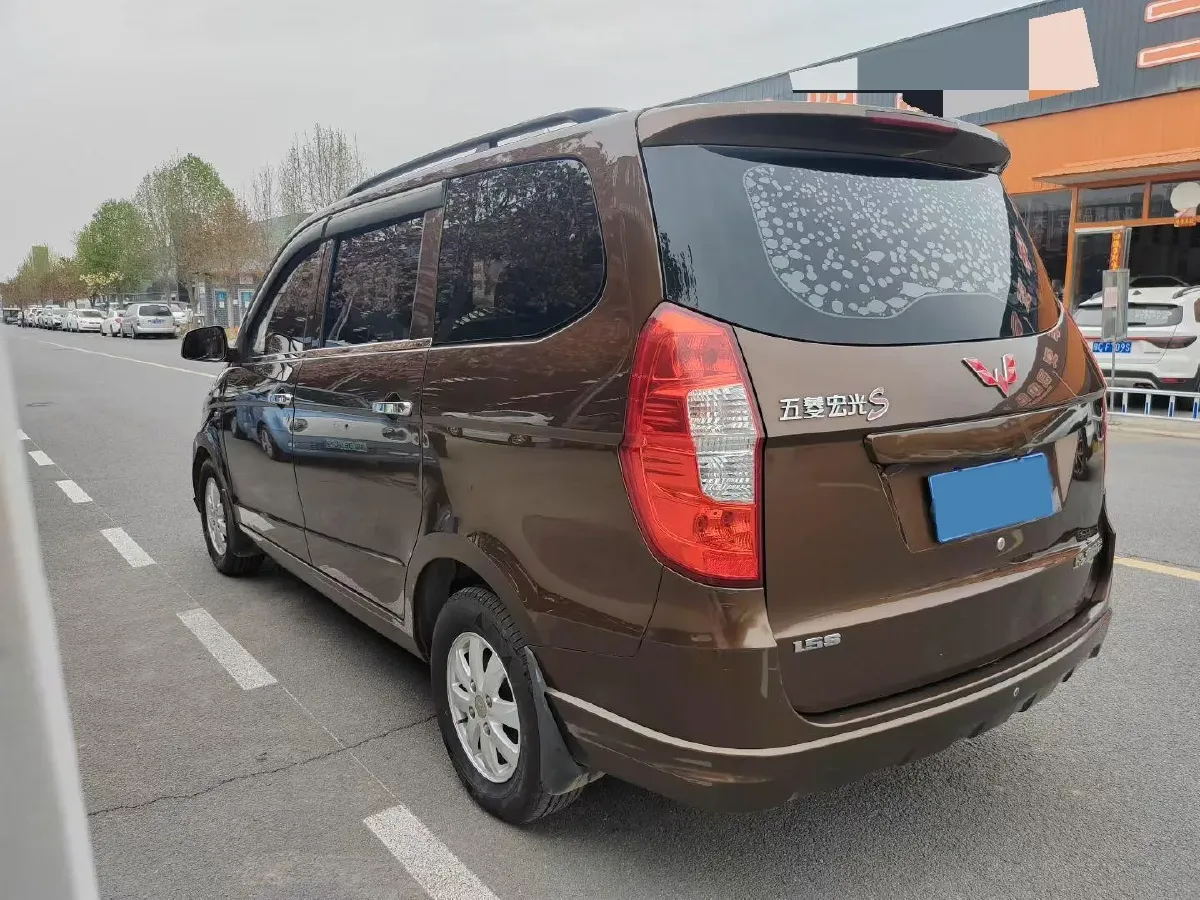 2016 WuLing HongGuang 1.5L 112HP L4 5MT,autocango,china used car exporter,china ev exporter,chinese used car exporter,chinese used ev exporter