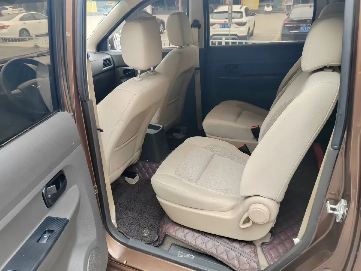 2016 WuLing HongGuang 1.5L 112HP L4 5MT,autocango,china used car exporter,china ev exporter,chinese used car exporter,chinese used ev exporter