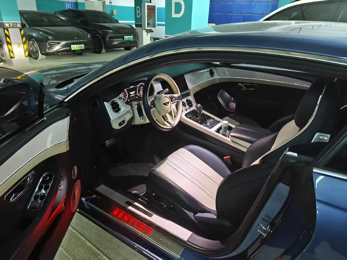 2018 Bentley Continental 6.0T 635HP W12 8DCT,autocango,china used car exporter,china ev exporter,chinese used car exporter,chinese used ev exporter