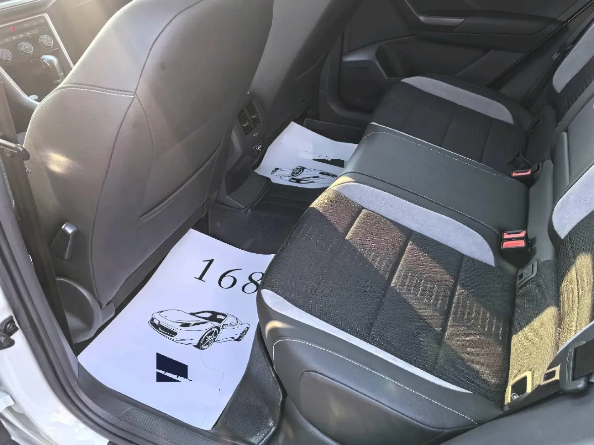 2022 Volkswagen T-Roc 1.4T 150HP L4 7DCT,autocango,china used car exporter,china ev exporter,chinese used car exporter,chinese used ev exporter