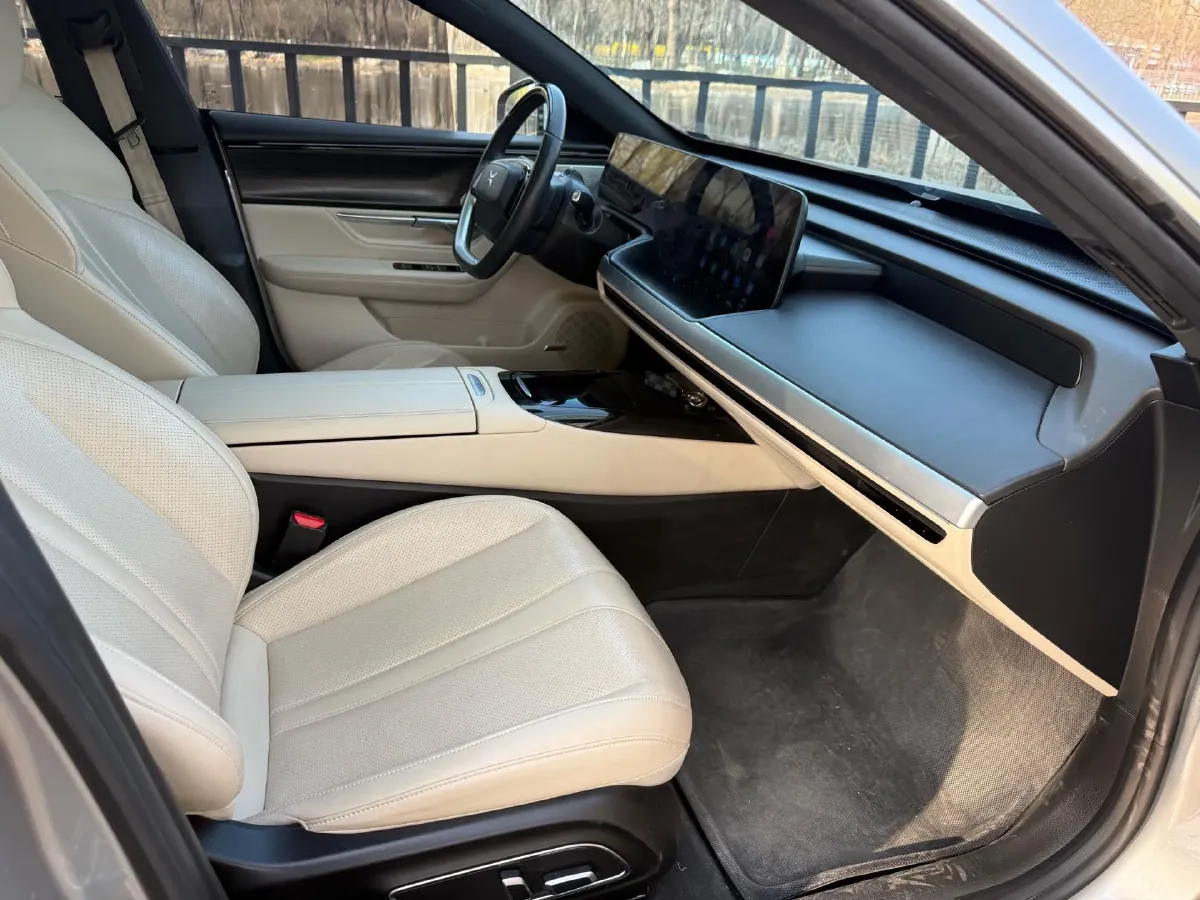 2022 Xpeng P7 BEV 83.1KWH,autocango,china used car exporter,china ev exporter,chinese used car exporter,chinese used ev exporter