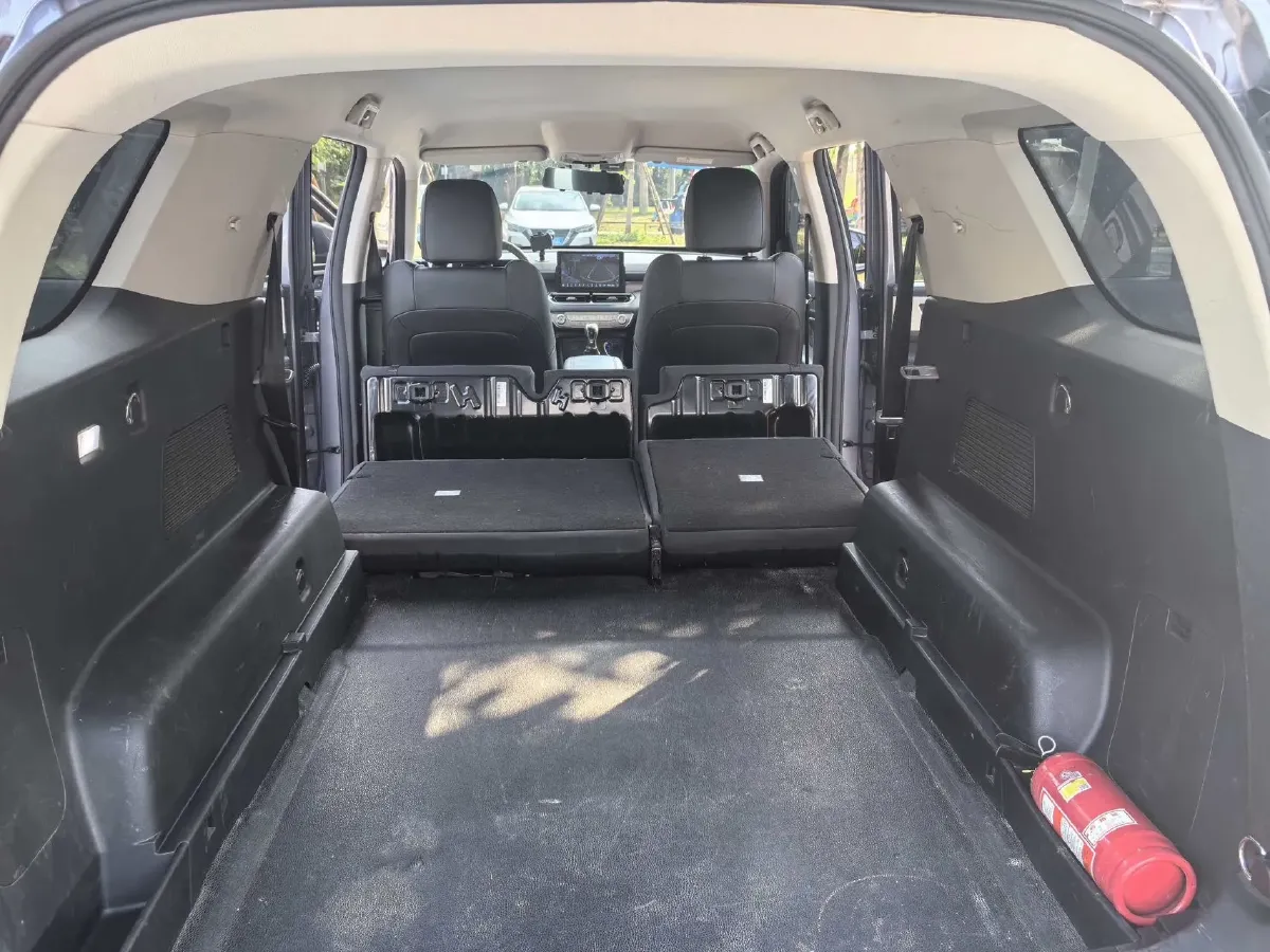 2023 Haval H5 2.0T 197HP L4 6MT,autocango,china used car exporter,china ev exporter,chinese used car exporter,chinese used ev exporter