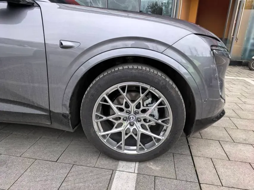 2024 Avatr 07 1.5T 156HP L4 REEV 39.05KWH,autocango,china used car exporter,china ev exporter,chinese used car exporter,chinese used ev exporter