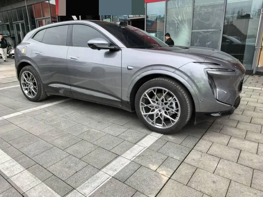 2024 Avatr 07 1.5T 156HP L4 REEV 39.05KWH,autocango,china used car exporter,china ev exporter,chinese used car exporter,chinese used ev exporter