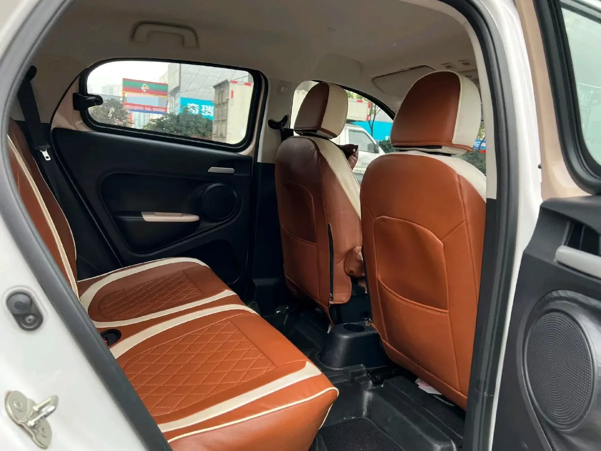 2022 DongFeng Fengon Fengon 500 1.5T 150HP L4 CVT,autocango,china used car exporter,china ev exporter,chinese used car exporter,chinese used ev exporter