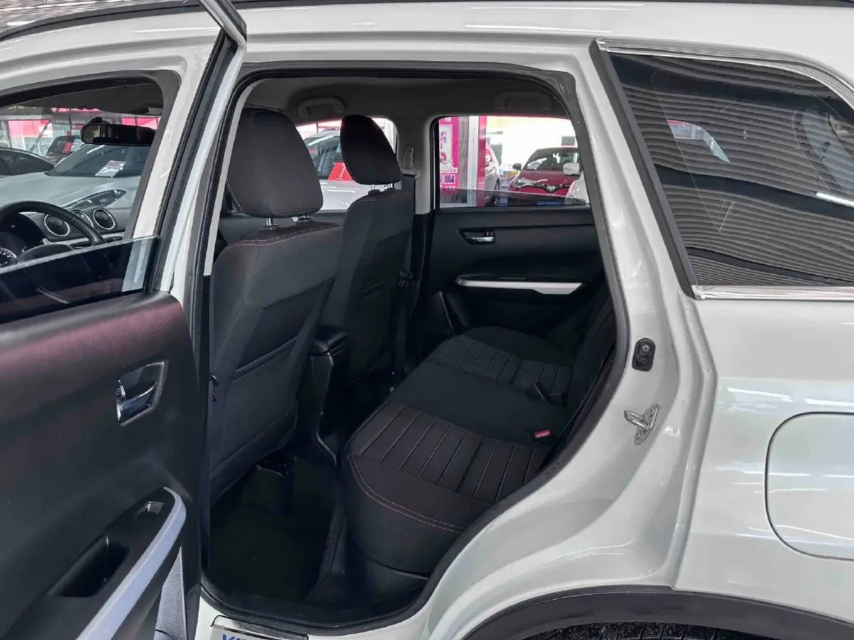 2016 Suzuki Vitara 1.4T 140HP L4 6AT,autocango,china used car exporter,china ev exporter,chinese used car exporter,chinese used ev exporter