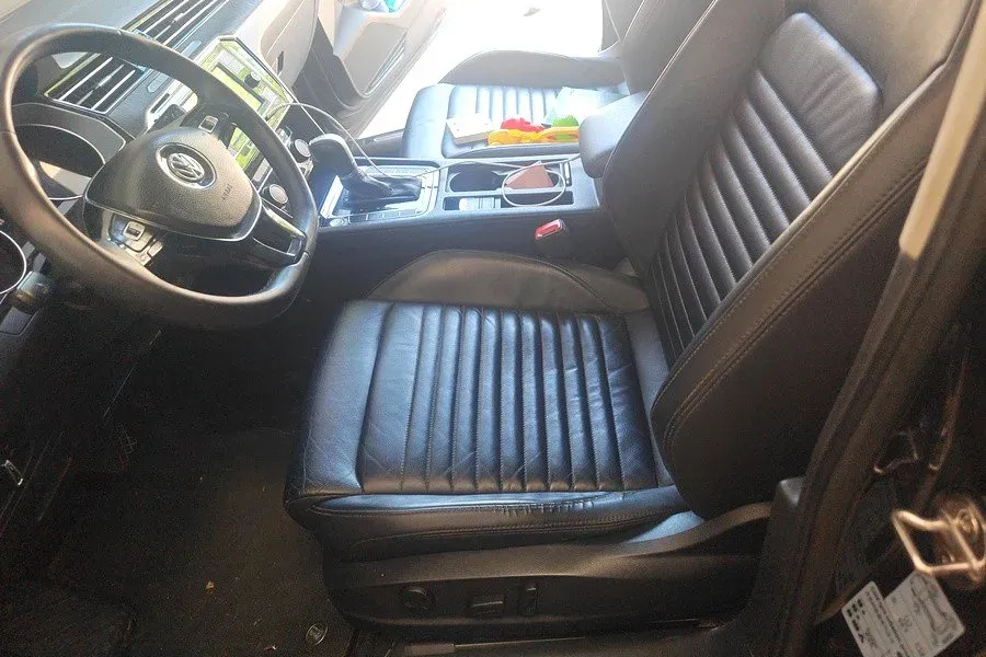 2018 Volkswagen Magotan 1.8T 180HP L4 7DCT,autocango,china used car exporter,china ev exporter,chinese used car exporter,chinese used ev exporter