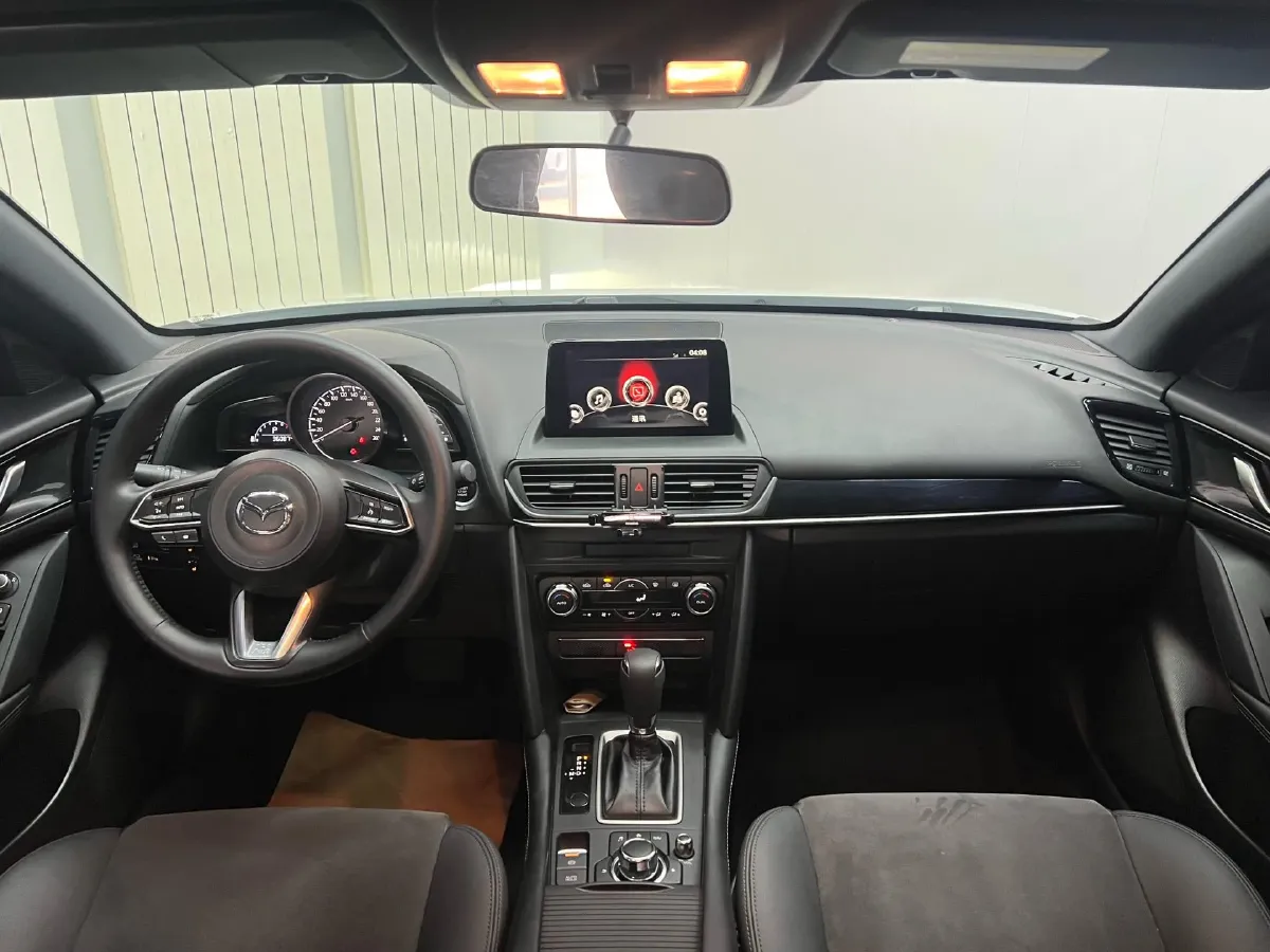 2021 Mazda CX-4 2.0L 158HP L4 6AT,autocango,china used car exporter,china ev exporter,chinese used car exporter,chinese used ev exporter