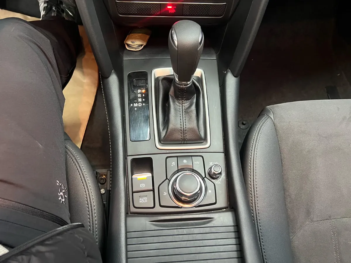 2021 Mazda CX-4 2.0L 158HP L4 6AT,autocango,china used car exporter,china ev exporter,chinese used car exporter,chinese used ev exporter