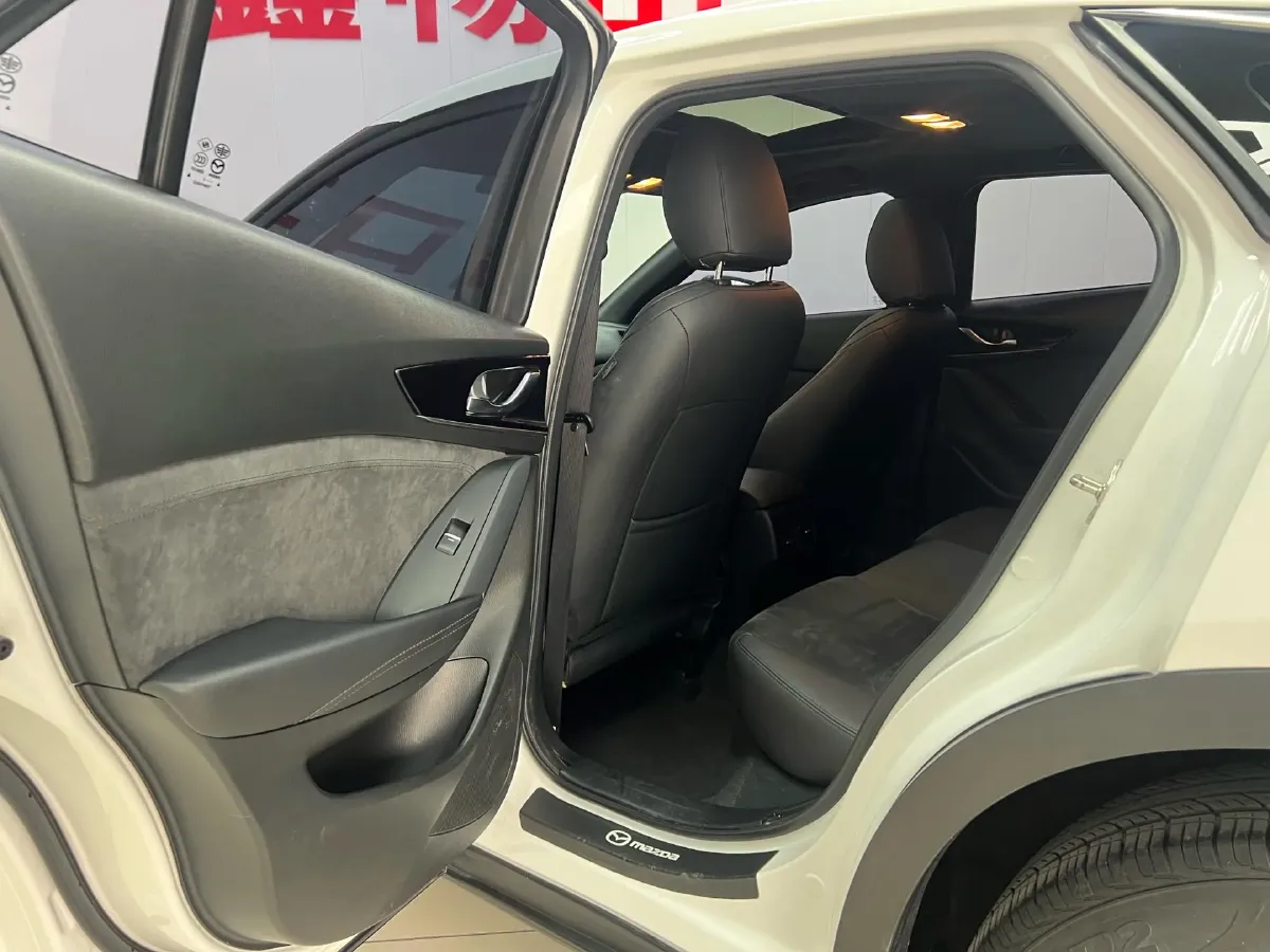 2021 Mazda CX-4 2.0L 158HP L4 6AT,autocango,china used car exporter,china ev exporter,chinese used car exporter,chinese used ev exporter