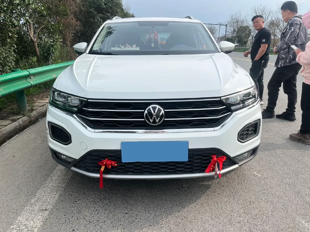 2021 Volkswagen T-Roc 1.4T 150HP L4 7DCT,autocango,china used car exporter,china ev exporter,chinese used car exporter,chinese used ev exporter