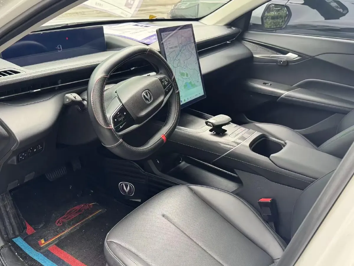 2023 ChangAn Oshan Z6 1.5T 188HP L4 7DCT,autocango,china used car exporter,china ev exporter,chinese used car exporter,chinese used ev exporter