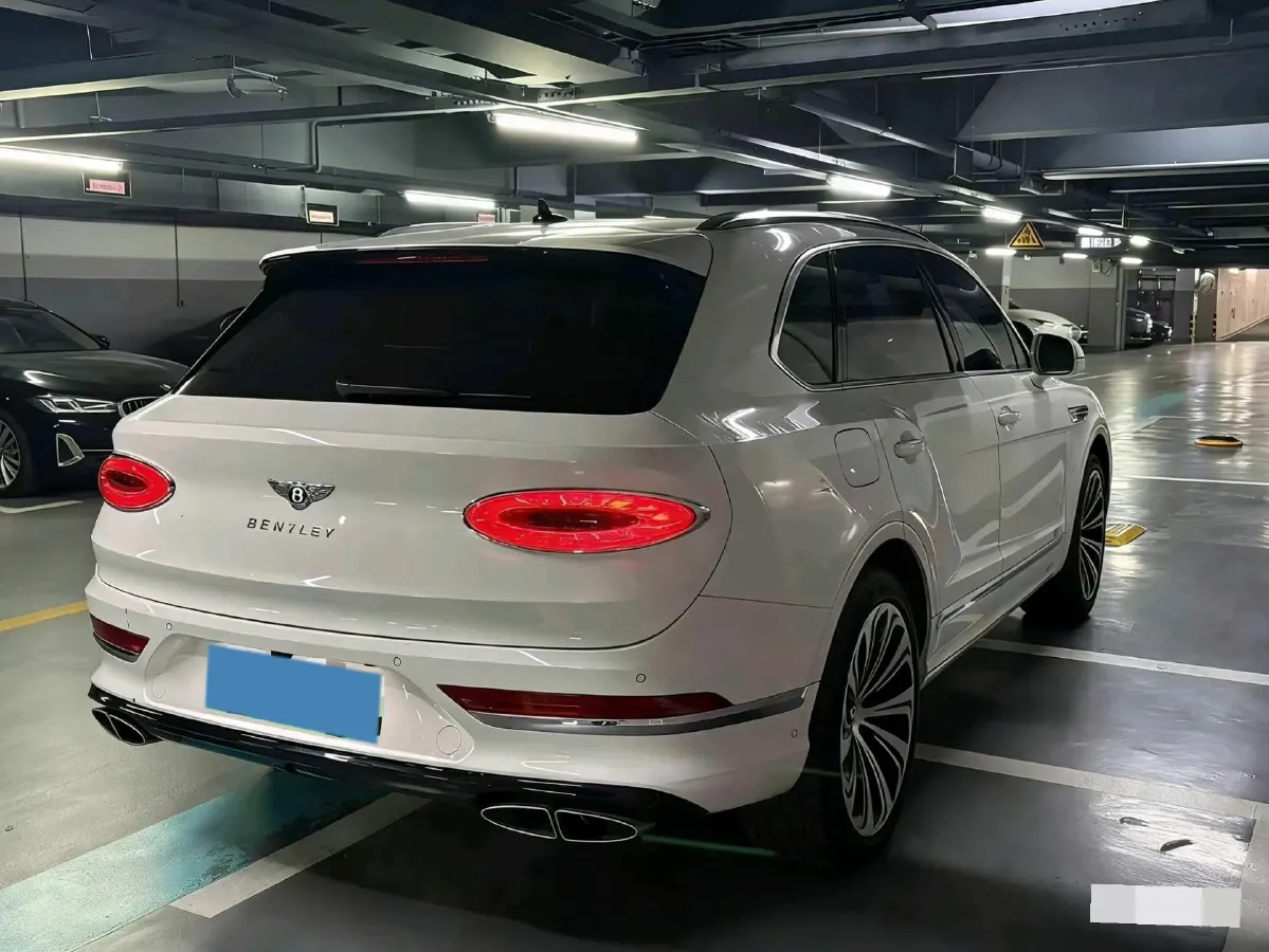 2021 Bentley Bentayga 3.0T 340HP V6 8AT PHEV 17.3KWH,autocango,china used car exporter,china ev exporter,chinese used car exporter,chinese used ev exporter