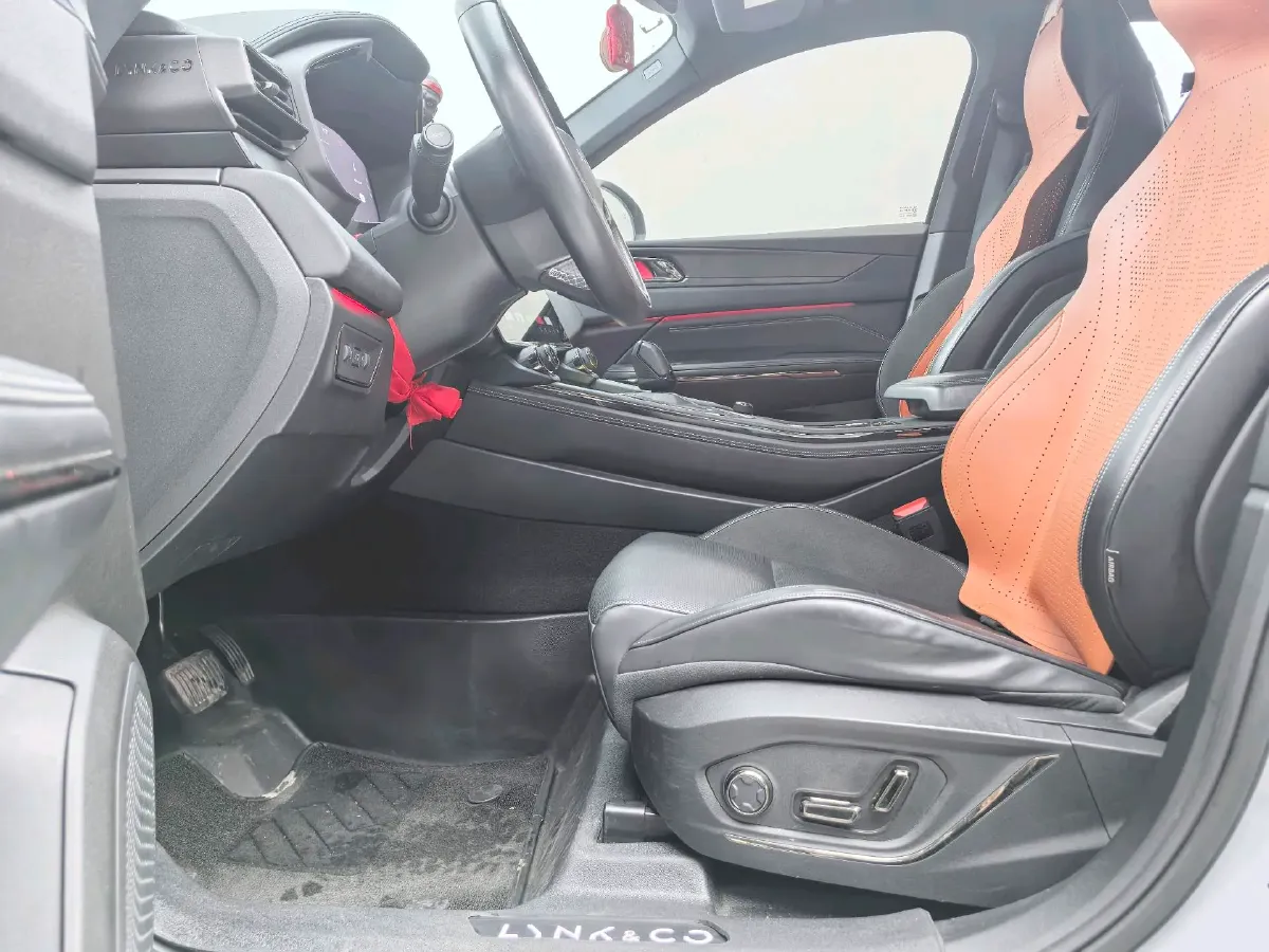 2023 LYNK&CO 08 EM-P 1.5T 163HP L4 3DHT PHEV 21.2KWH,autocango,china used car exporter,china ev exporter,chinese used car exporter,chinese used ev exporter