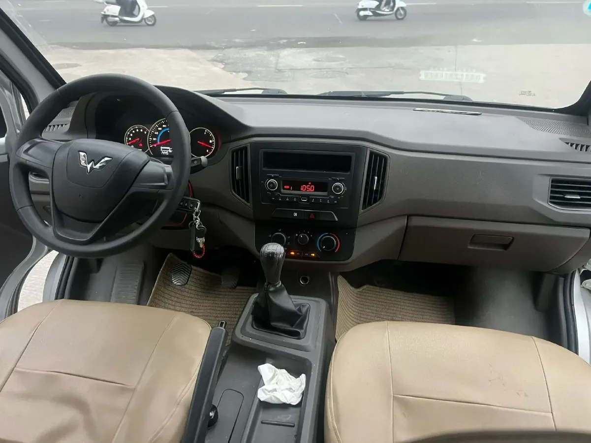 2018 WuLing RongGuang New Truck 1.8L 133HP L4 5MT,autocango,china used car exporter,china ev exporter,chinese used car exporter,chinese used ev exporter