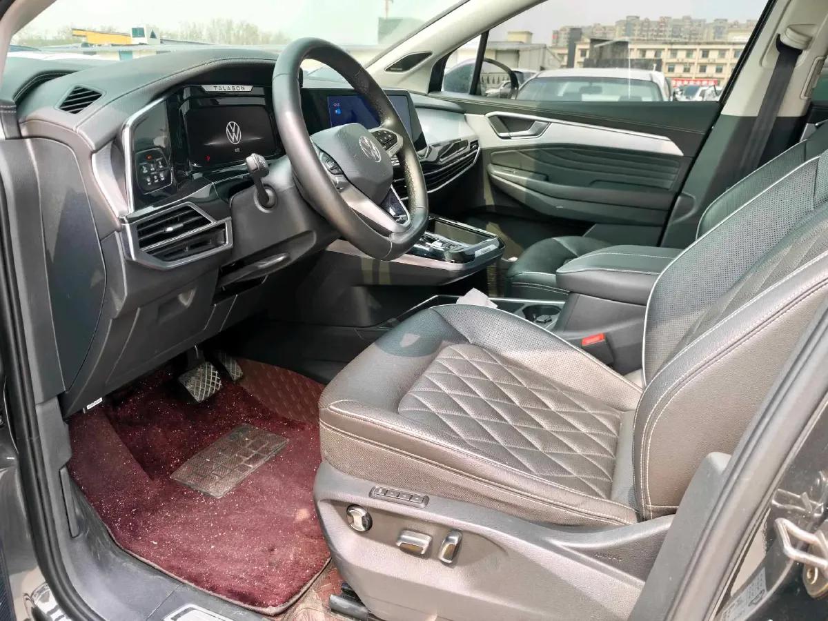 2023 Volkswagen Talagon 2.5T 299HP V6 7DCT,autocango,china used car exporter,china ev exporter,chinese used car exporter,chinese used ev exporter