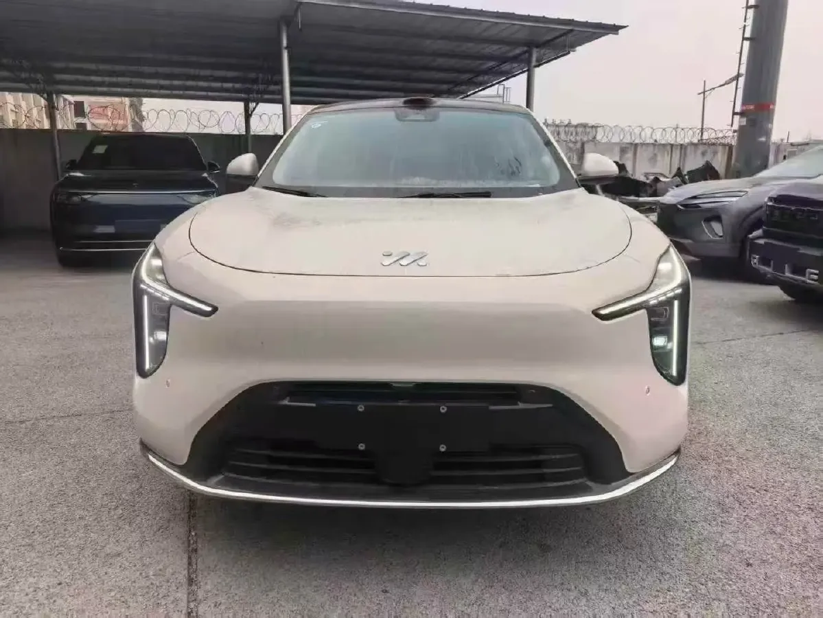 2025 IM LS6 BEV 75KWH,autocango,china used car exporter,china ev exporter,chinese used car exporter,chinese used ev exporter