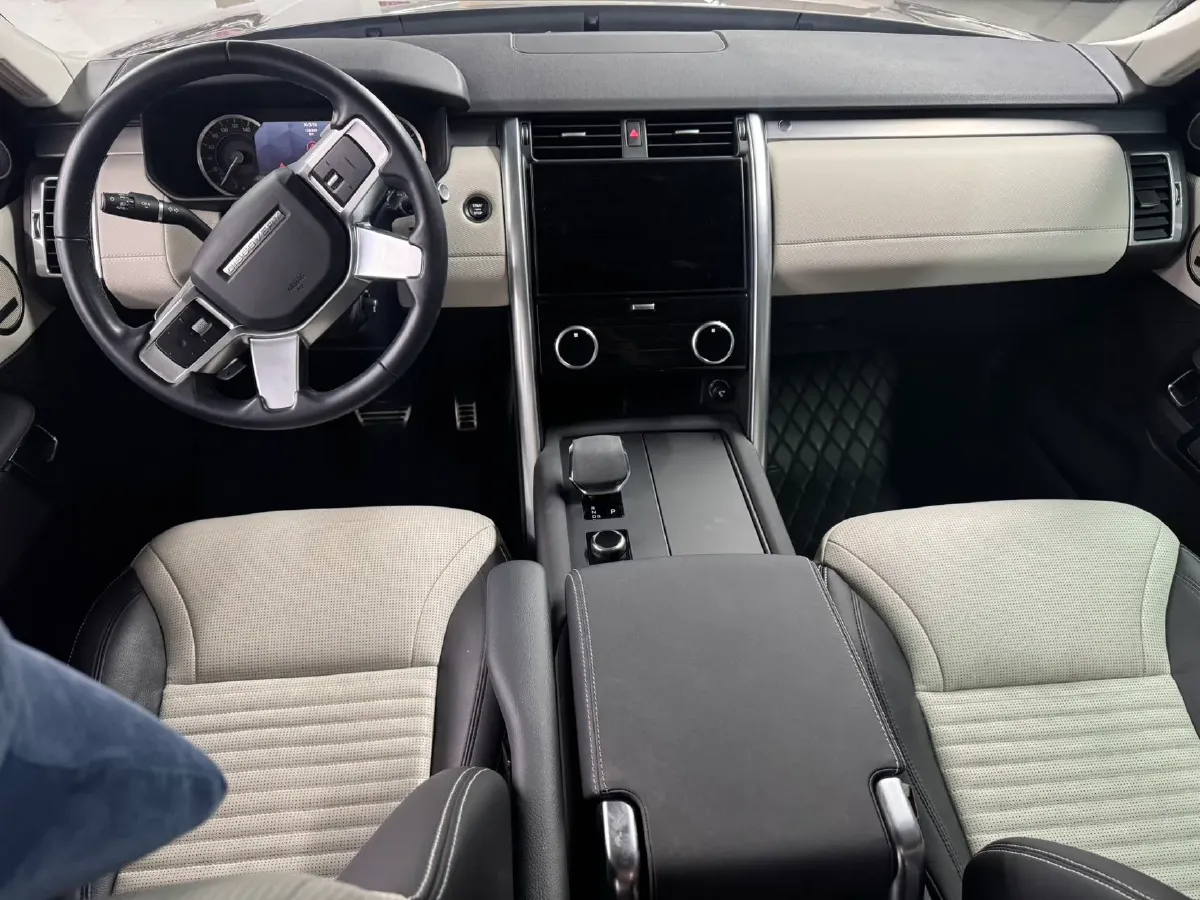 2023 Land Rover Discovery 3.0T 360HP L6 8AT,autocango,china used car exporter,china ev exporter,chinese used car exporter,chinese used ev exporter