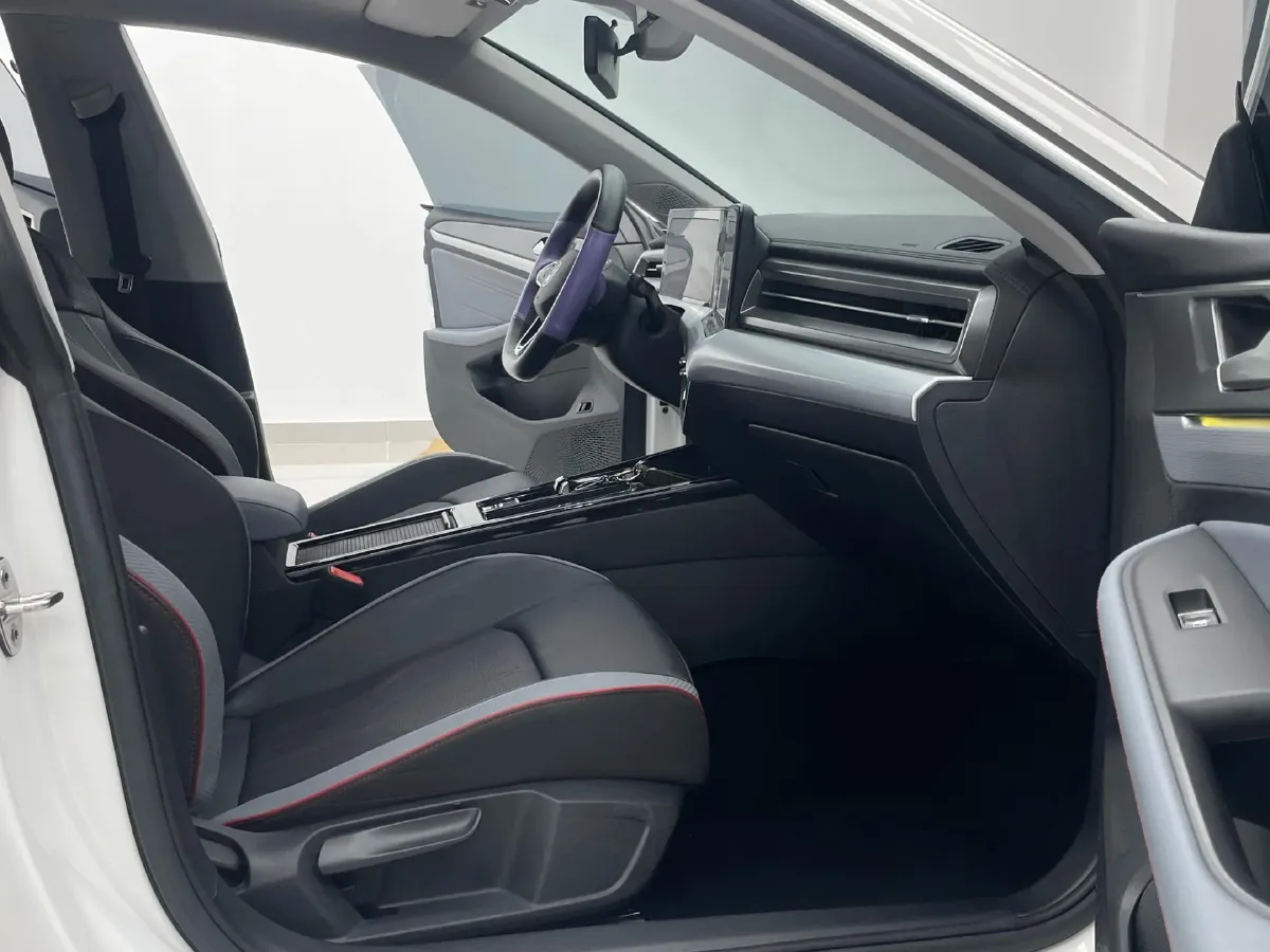 2022 Exceed TXL 2.0T 261HP L4 7DCT,autocango,china used car exporter,china ev exporter,chinese used car exporter,chinese used ev exporter