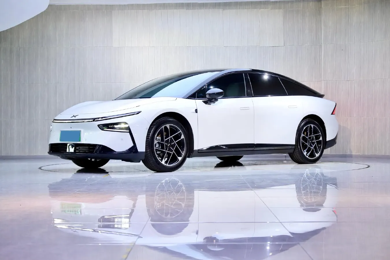 2024 Xpeng P7+ BEV 60.7KWH,autocango,china used car exporter,china ev exporter,chinese used car exporter,chinese used ev exporter