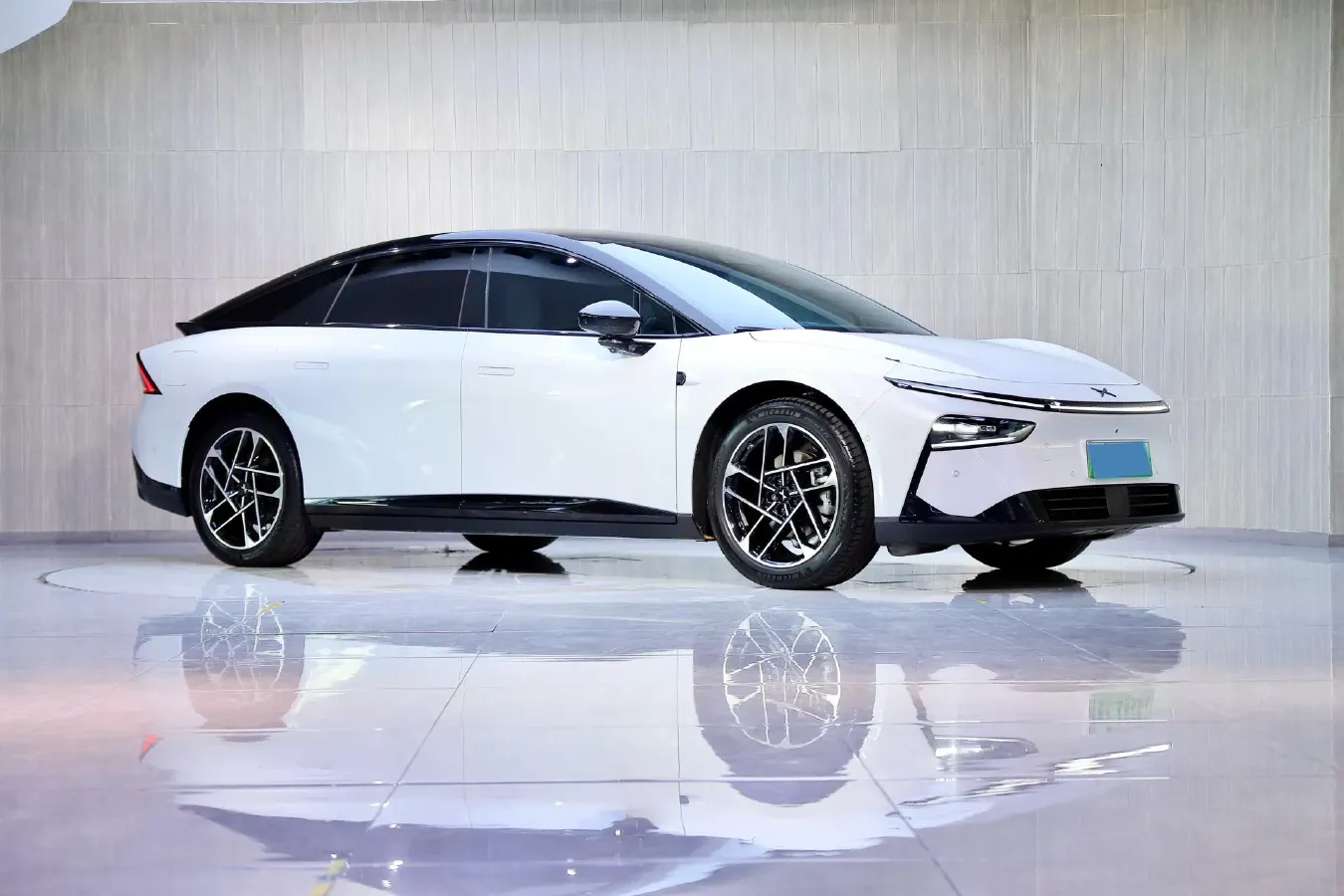 2024 Xpeng P7+ BEV 60.7KWH,autocango,china used car exporter,china ev exporter,chinese used car exporter,chinese used ev exporter